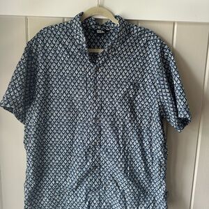 Eddie Bauer Navy Geometric Button Down Shirt